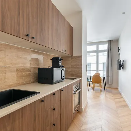 Cozy For 2 Near Bastille Апартаменты